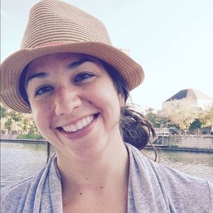 Meet your Posher, Juliann